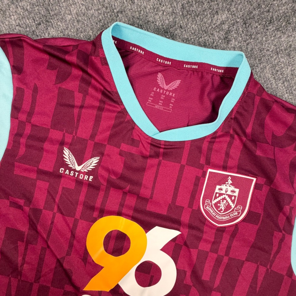 Castore Burnley FC Training Jersey Mens 2XL Claret Blue Soccer Shirt 0852